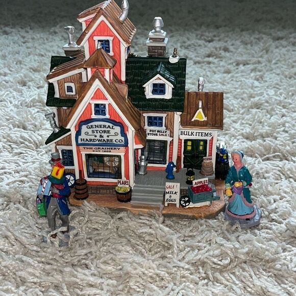 Lemax General Store Hardware Porcelain Lighted House Christmas Village 2006 - Picture 3 of 9